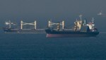 Kiew will den Schwarzmeer-Korridor weiter nützen, doch die russischen Sicherheitsgarantien für die Transportschiffe sind aufgehoben. (Bild: APA/AFP/Ozan KOSE)