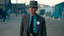 Für die Rolle des J. Robert Oppenheimer im Film „Oppenheimer“ musste Cillian Murphy eine Extremdiät halten. (Bild: APA/Universal Pictures via AP)