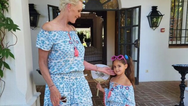 Like mother, like daugther! (Bild: https://www.instagram.com/realbrigittenielsen)