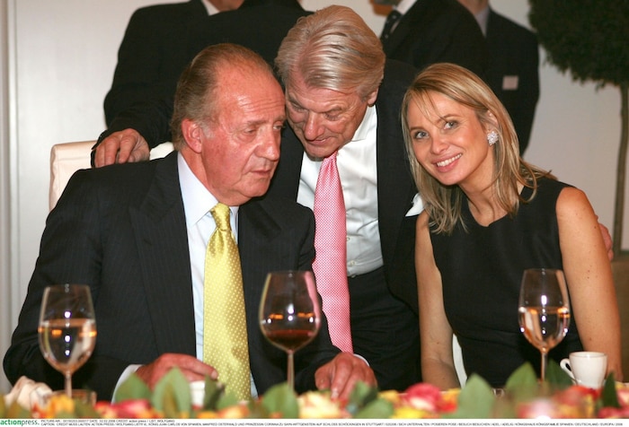 Von 2004 bis 2009 waren die beiden ein heimliches Paar. Sie besuchte ihn im Palast, bekam einen ...