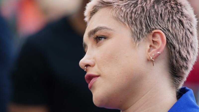 Florence Pugh bei einem „Oppenheimer“-Termin in London (Bild: Ian West / PA / picturedesk.com)