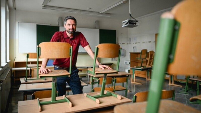 SPÖ-Bürgermeister Peter Schobesberger ist auf der Baustelle ein oft gesehener Gast. (Bild: Wenzel Markus)