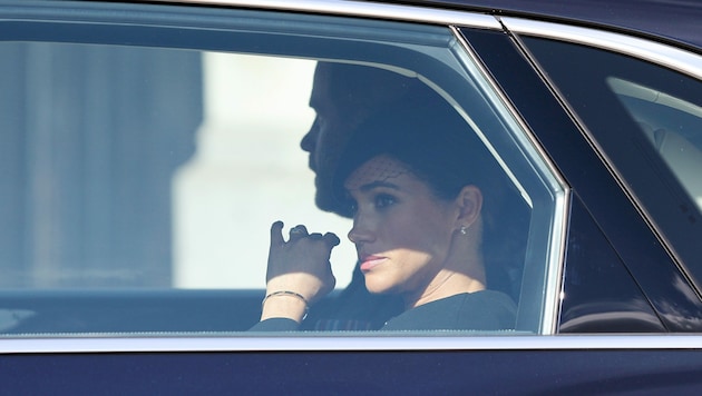 Harry und Meghan wollten nach dem Begräbnis der Queen schnell nach Hause. Am liebsten in der Air Force One. (Bild: ROTA / Camera Press / picturedesk.com)