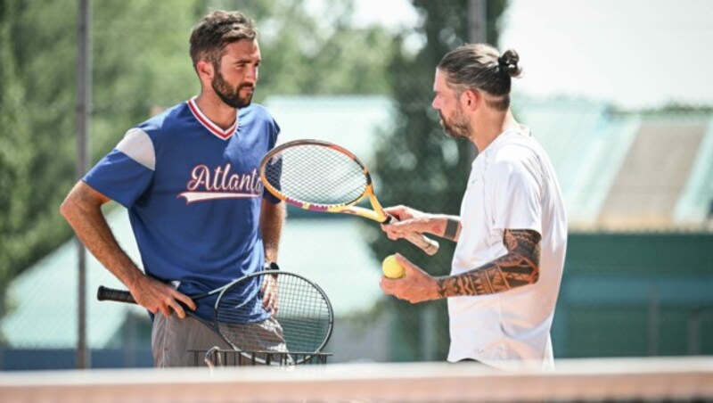 Köllerer gibt als Tennistrainer sein Wissen weiter. (Bild: Markus Wenzel)