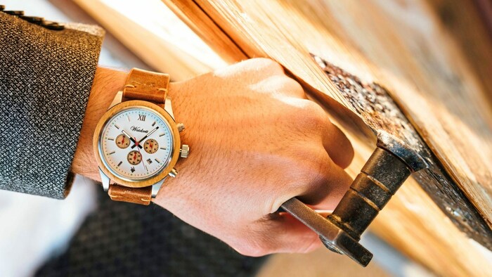 Holz ist das bestimmende Element bei den Waidzeit-Produkten