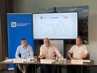 Geschäftsführer Christian Zoll, IV-Präsident Elmar Hartmann und Michael Amann, Geschäftsführer der Sparte Industrie (v.l.). (Bild: IV Vorarlberg)