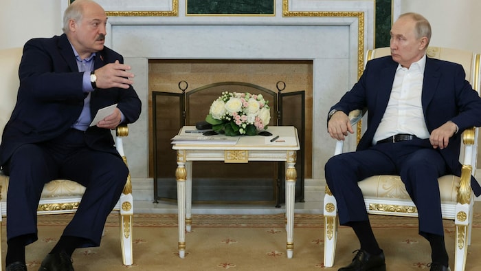Lukaschenko (li.) zu Putin: „Die Wagners fangen an, uns zu stressen.“