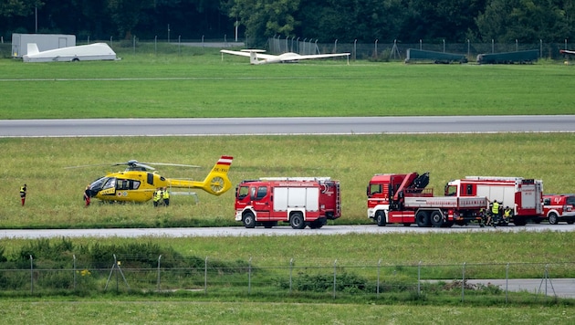 Die Flugretter mussten am Innsbrucker Flughafen notlanden. (Bild: zeitungsfoto.at/Liebl Daniel)