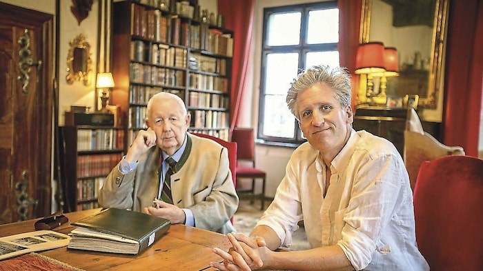 Harald Seyrl öffnet Schloss Scharnstein und Spiegelfeld ist natürlich dabei.