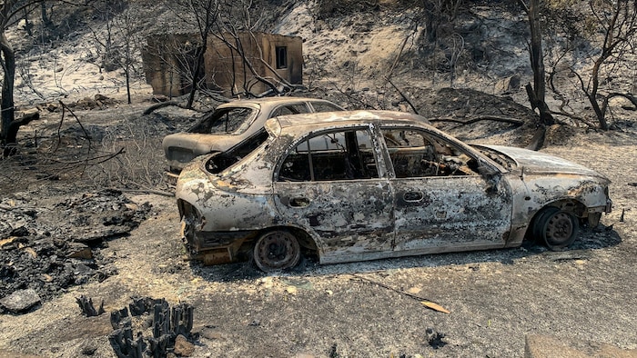 Das Feuer hat Spuren hinterlassen.