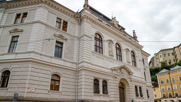 Salzburgs Landesgericht sprach am Montag zwei nigerianische Männer der modernen Sklaverei schuldig. (Bild: Tschepp Markus)