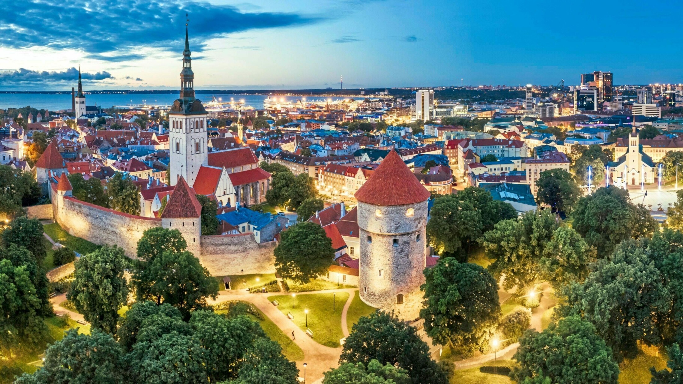 Tallinn verfügt über einen der besterhaltenen mittelalterlichen Stadtkerne Europas.