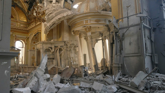 Bilder der Zerstörung aus der Ukraine - nicht aus dem Archiv, sondern ganz aktuell. Der Krieg ...