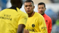 Wechsel Kylian Mbappe nach Saudi-Arabien? (Bild: APA/AFP/Julien DE ROSA)