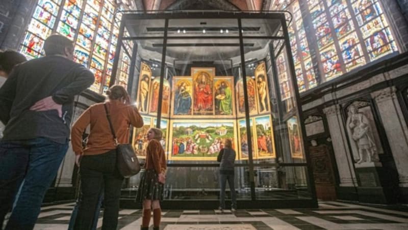 Die St.-Bavo-Kathedrale beherbergt den berühmten Genter Altar von den Brüdern van Eyck. (Bild: © Piet De Kersgieter)