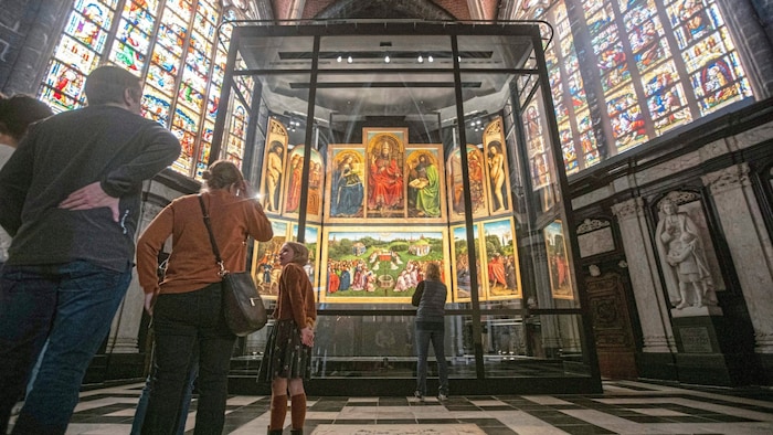 Die St.-Bavo-Kathedrale beherbergt den berühmten Genter Altar von den Brüdern van Eyck.