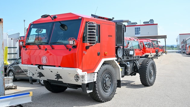Bei Löschfahrzeugen, die bei Waldbränden eingesetzt werden, arbeiten Rosenbauer und Tatra zusammen. (Bild: Dostal Harald)