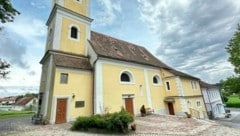 In diese Kirche brach der Dieb mit einem Schraubendreher ein. In der Sakristei hinterließ er eine „höllische“ Spur. (Bild: Christian Schulter)