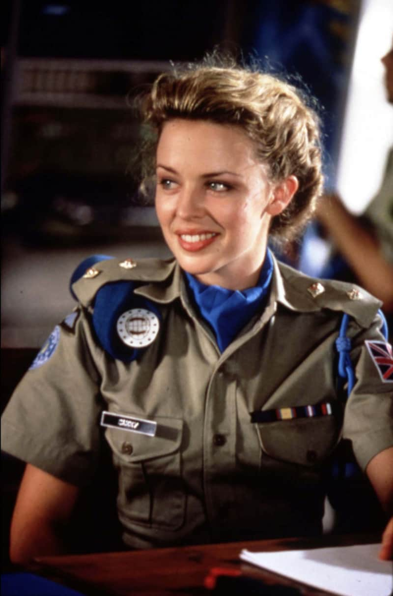 Kylie Minogue 1994 im Film „Streetfighter.“ (Bild: Ronald Grant Archive / Mary Evans / picturedesk.com)