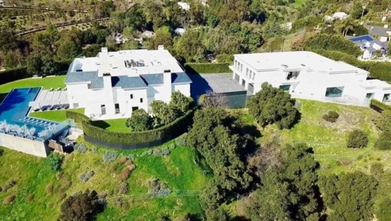 Seit März leben Ben Affleck und Jennifer Lopez in der Millionen-Villa mit „sexy Extra“. (Bild: www.photopress.at)