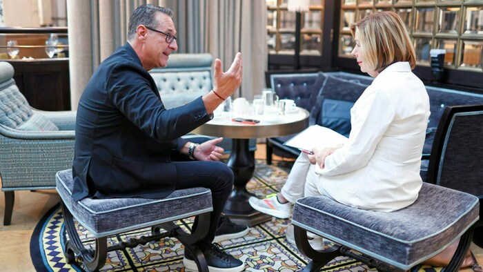 Heinz-Christian Strache beim Gespräch im „Park Hyatt“