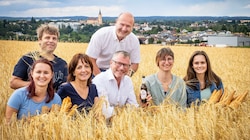 Auf gute Qualitäten der regionalen Gerste freuen sich Brauerei und Bäcker genauso wie die heimischen Vertreter der Landwirte. (Bild: Klaus Schindler)