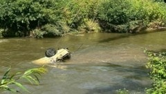 Ein Auto wurde in der Lavant entdeckt. (Bild: FF St. Paul im Lavanttal )