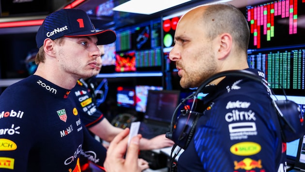 Max Verstappen (l.) und Gianpiero Lambiase (Bild: Mark Thompson/Getty Images/AFP)