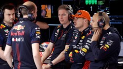 Max Verstappen wollte seine Boxencrew ärgern. (Bild: APA/AFP/POOL/SIMON WOHLFAHRT)