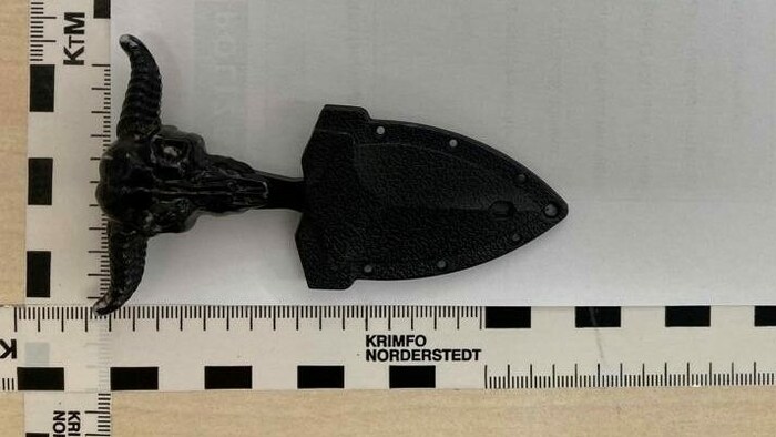 Mit diesem Messer wurde der Hundebesitzer bedroht.