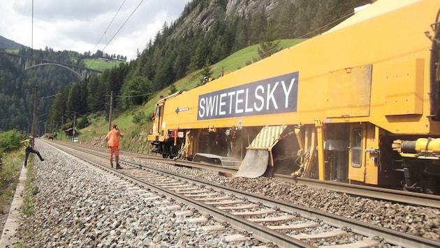Dringende Sanierungsarbeiten machen eine Sperre der Brenner-Bahnstrecke nötig. Es scheiden sich die Geister, wie man damit am besten umgeht. (Bild: ÖBB/Kapferer)