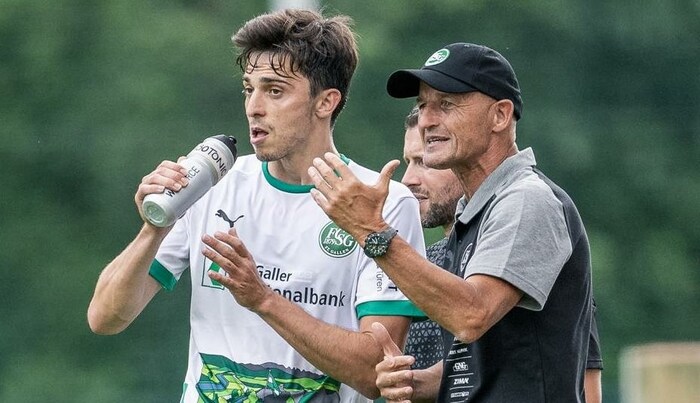 Einst Bullen, heute gemeinsam bei St. Gallen: Albert Vallci (li.) und Peter Zeidler.