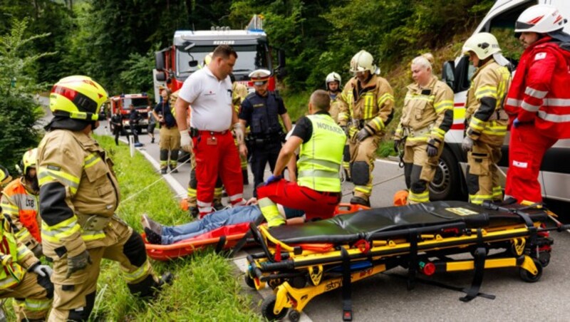 Der Verletzte wurde nach der Erstversorgung ins LKH Feldkirch gebracht. (Bild: Bernd Hofmeister)