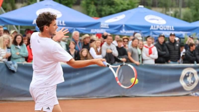 Auf Tuchfühlung mit Dominic Thiem konnten die Besucher beim Freilufttraining gehen (Bild: Birbaumer Christof)