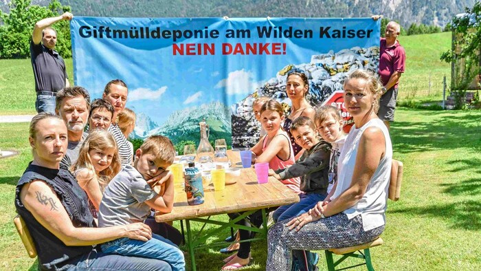 Schon 2019 protestierten Bürger und fürchteten auch giftigen Abfall.