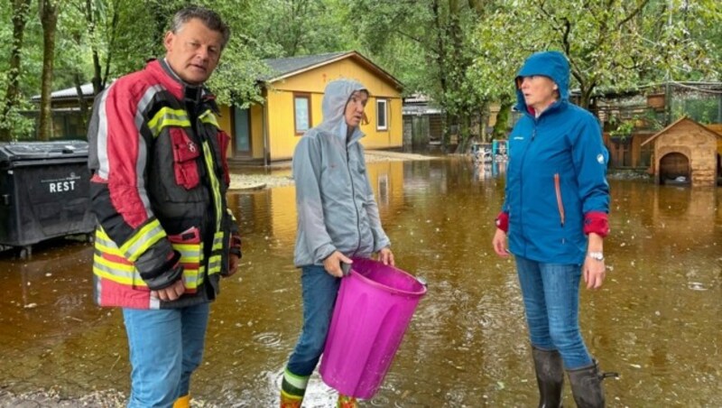 Auch Bürgermeister Christian Scheider war vor Ort. (Bild: Hronek Eveline)