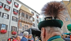 Über Tirols Geschichte und Tradition ist ChatGPT bestens informiert, nutzt dabei Millionen Internetseiten. (Bild: Christof Birbaumer Kronenzeitung)