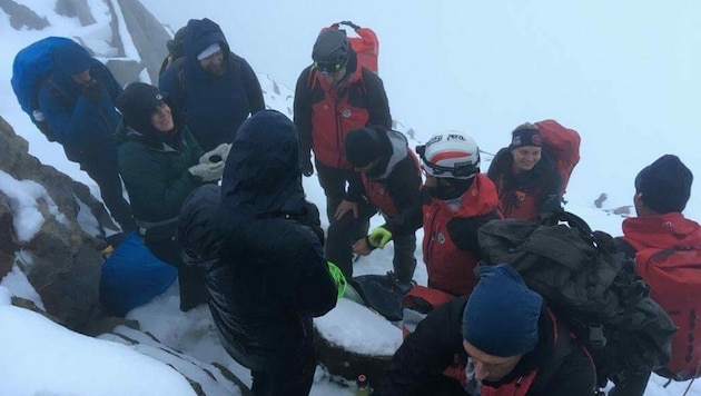 Einsatz bei tief winterlichen Bedingungen (Bild: Bergrettung)