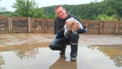 Unwetter schlugen bei „Purzel &amp; Vicky“ 2024 zu: Hier rettet Michael Stracke ein Schweinderl ...