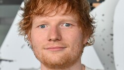 Ed Sheeran wollte eigentlich nur nach London fliegen, als er Zeuge eines bedenklichen Zwischenfalls wurde.  (Bild: APA/AFP/ANGELA WEISS)