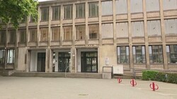In Hannover wird derzeit der Prozess gegen einen 14-Jährigen geführt, der einen Gleichaltrigen ermordet haben soll. (Bild: glomex)