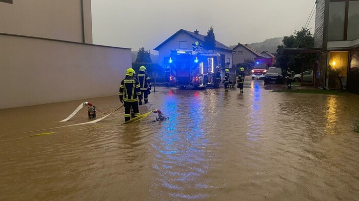 Unter bestimmten Voraussetzungen haben auch freiwillige Mitglieder der Feuerwehr Anspruch auf ...