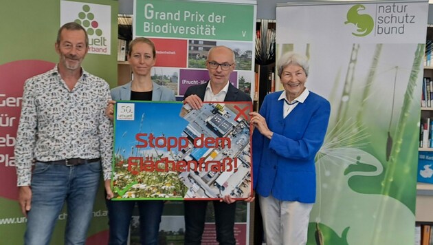 Franz Maier beim gemeinsamen Pressetermin mit Vertretern der Naturschutzorganistation in Feldkirch. (Bild: Bergauer)