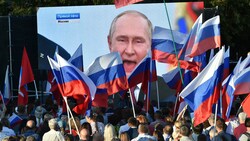 Putin verfolgt immer häufiger einen nationalistischen Ansatz - auch auf wirtschaftlicher Ebene. (Bild: AP)