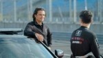 Hollywood Schauspieler Orlando Bloom spielt den charismatischen Marketing Manager in der Game-Verfilmung Gran Turismo - Vom Gamer zum Racer. (Bild: Sony Pic.)
