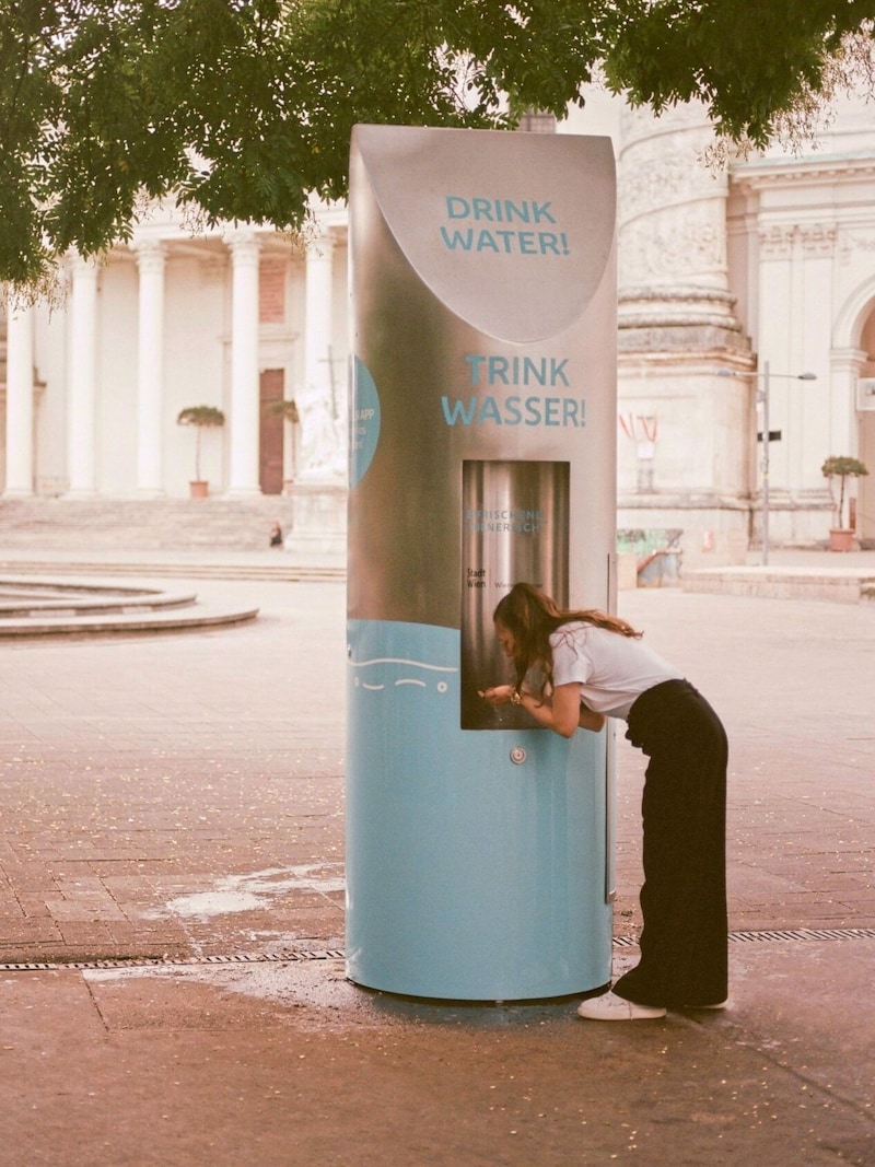 Leben am Wasser: Für eine Großstadt hat Wien ein unvergleichliches Erholungsgebiet mit der Donauinsel und der Alten Donau am und auf dem Wasser. In der Stadt gibt es 1300 öffentliche Trinkwasserbrunnen. (Bild: © WienTourismus/Lisa Edi)