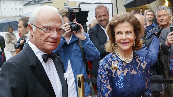 Unter strengster Bewachung wohnten König Carl Gustaf und Königin Silvia von Schweden in der ...