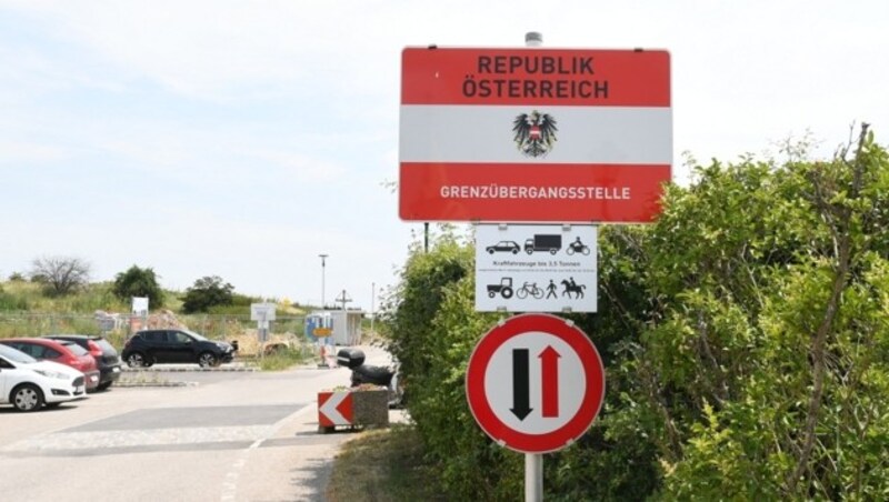 Grenzübergangsstelle Schattendorf (Bild: P. Huber)