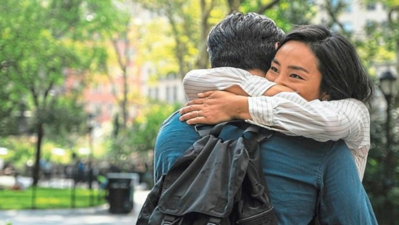 Wiedersehen mit dem Freund aus Kindheitstagen: US-koreanische Romanze mit Teo Yoo und Greta Lee. (Bild: Constantinfilm)