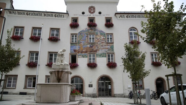 Machtkampf im Halleiner Rathaus (Bild: ANDREAS TRÖSTER)